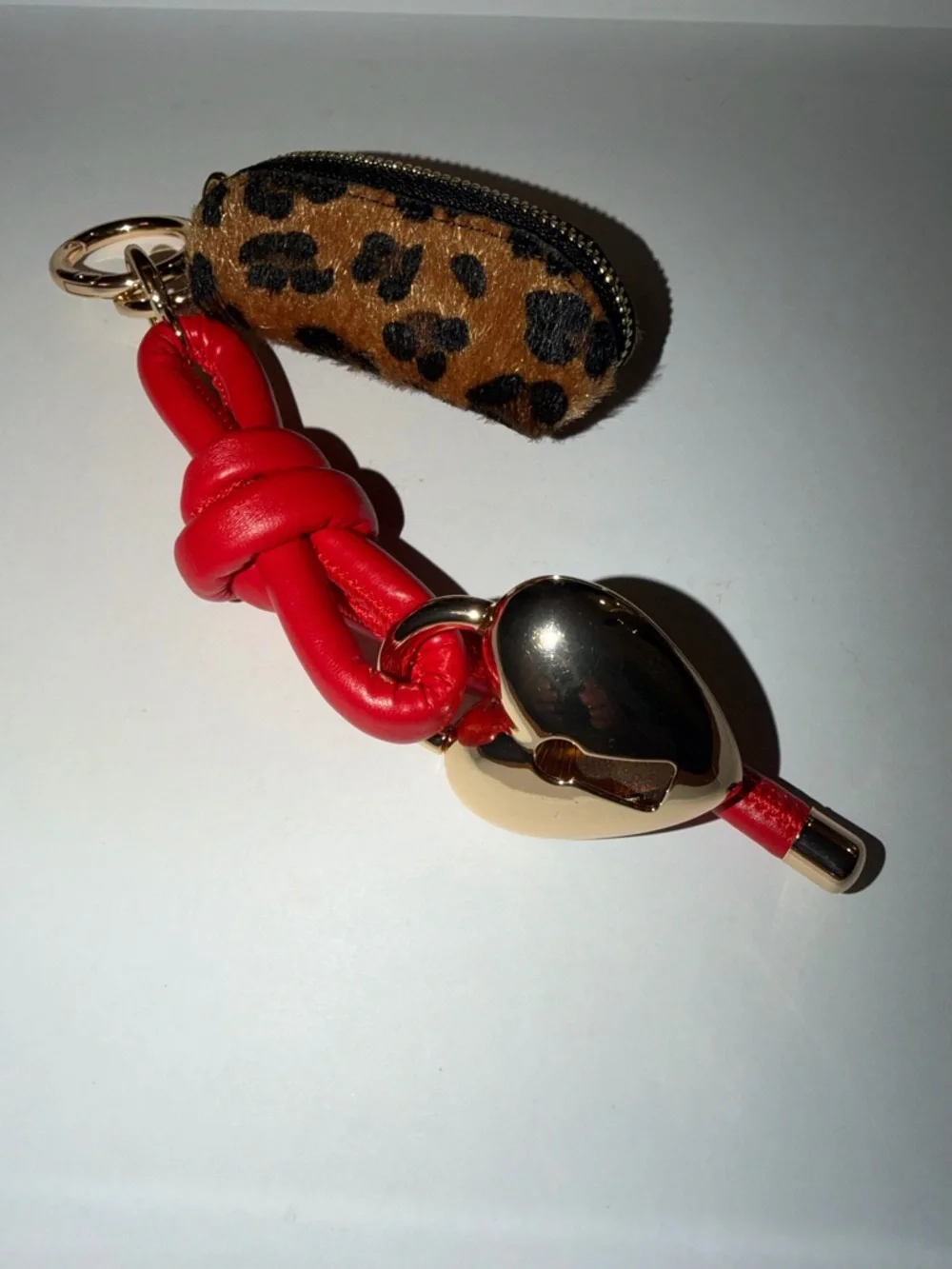 Piper K Gold-Tone Heart Locket Cheetah Leopard Coin Pocket Keychain Bag Charm - Picture 7 of 7